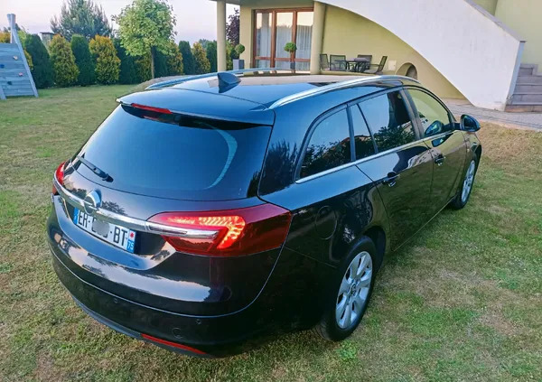 jarosław Opel Insignia cena 32900 przebieg: 211000, rok produkcji 2016 z Jarosław